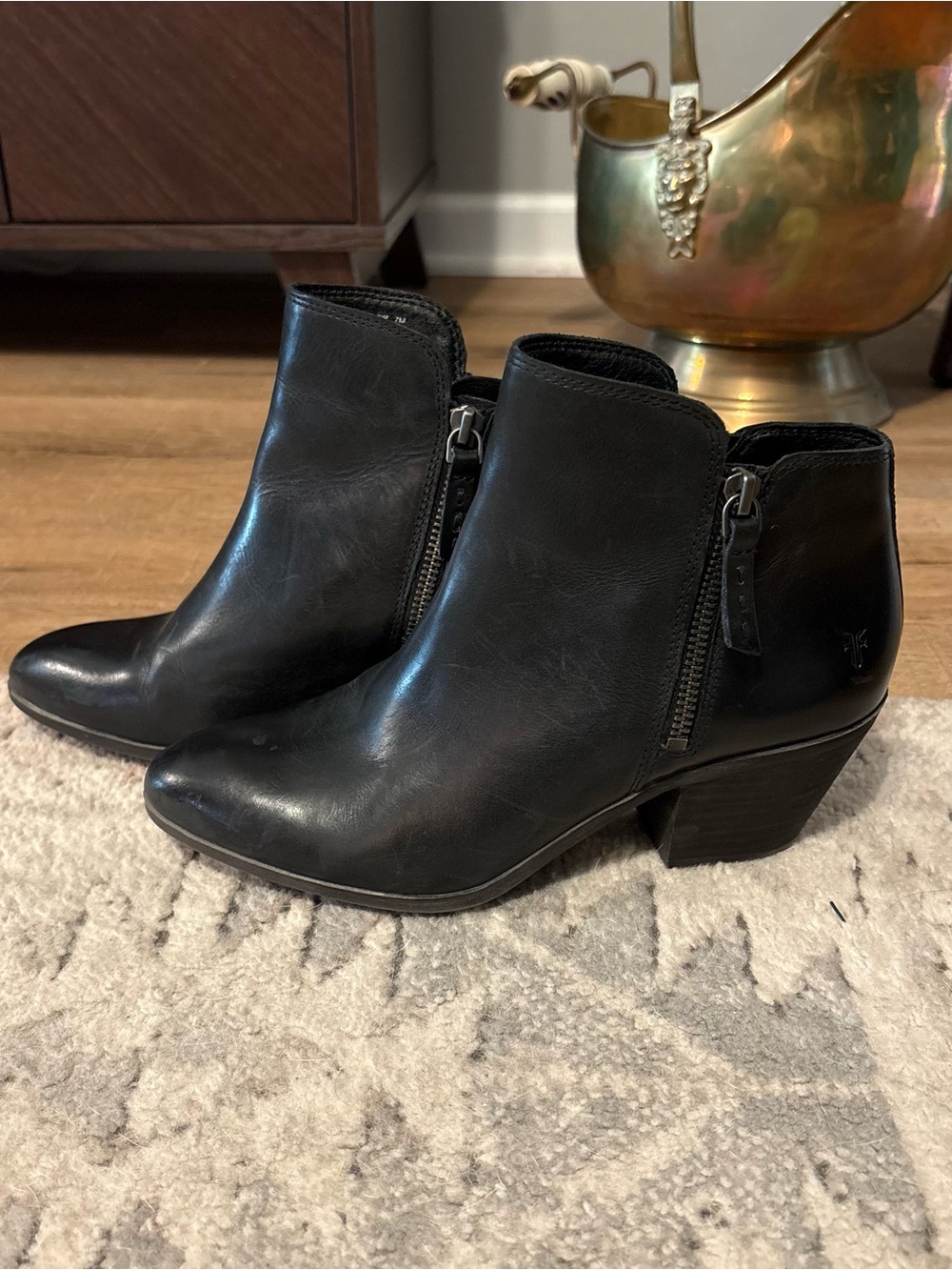Frye Women's Black Leather Judith Double Zip Ankle Booties